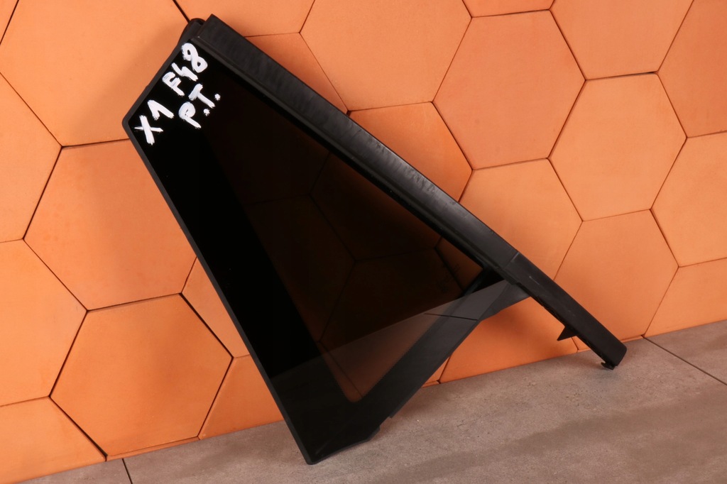 фото №1, Bmw x1 f48 x1 f48 lci стекло дверь правая задняя задняя тонированная