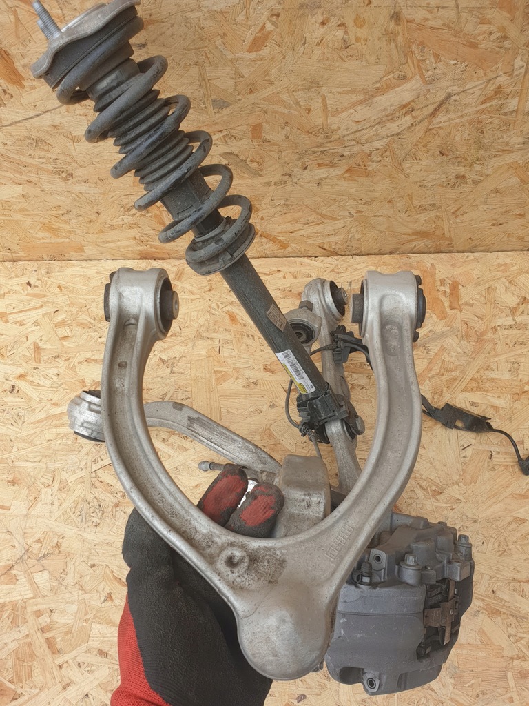 фото №5, Mercedes w205 поворотный кулак левый перед рычаги