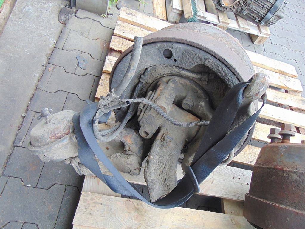 фото №7, Volvo fm12 fh12 01r поворотный кулак ступица правый перед