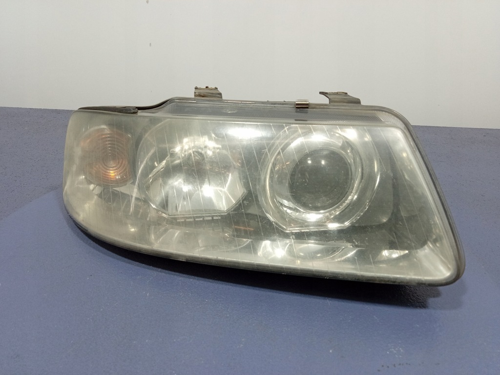 фото №1, Audi a3 8l lift фара правый лампа eu 153896-00