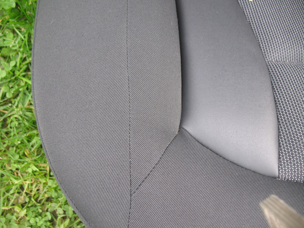 фото №6, Audi a1 8x 2011 заднє заднє сидіння