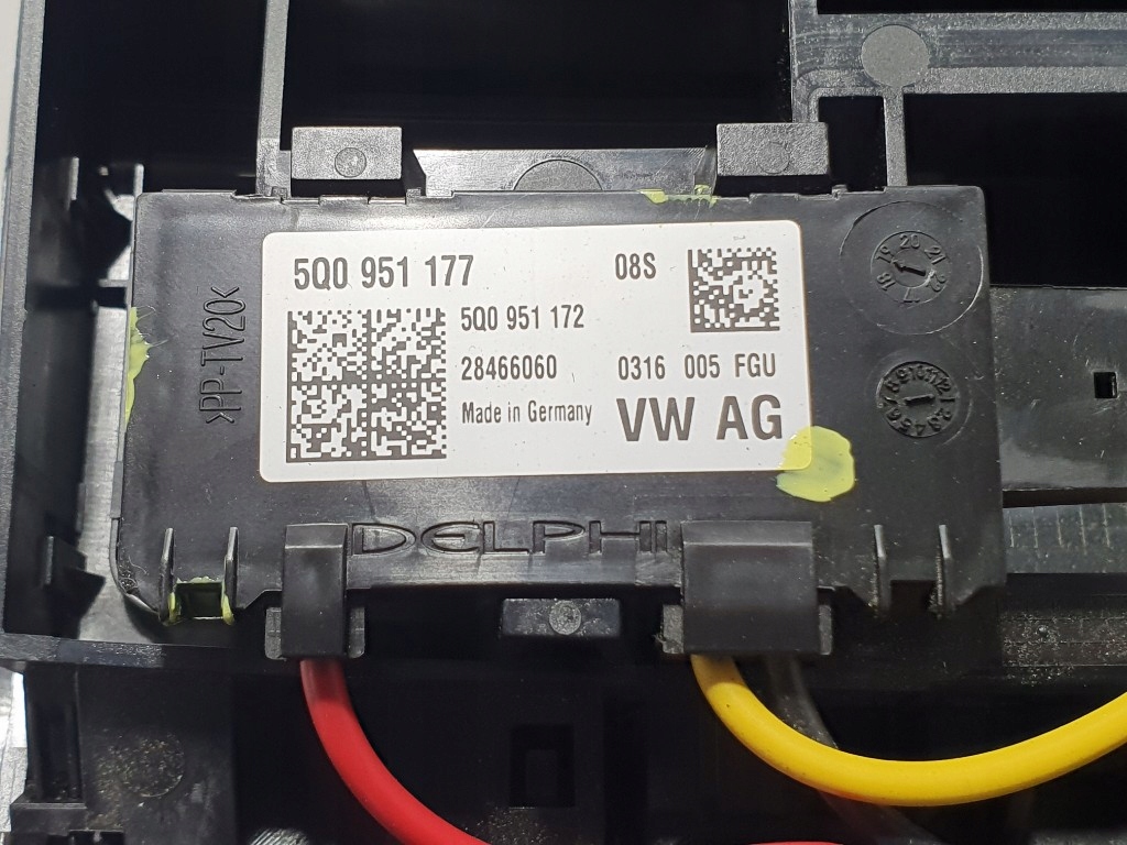 фото №10, Seat ibiza v 5 arona лампа стельовий освітлення кабіни czarna 3v5867591