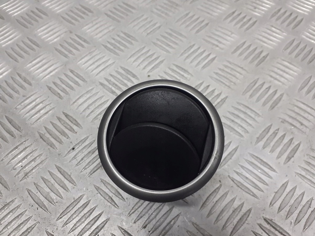 фото №3, Решітка обдув mazda 2 dy