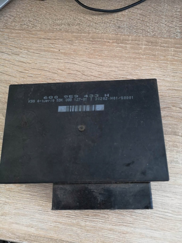 фото №1, Бортовий комп'ютер блок керування модуль 6q0959433h