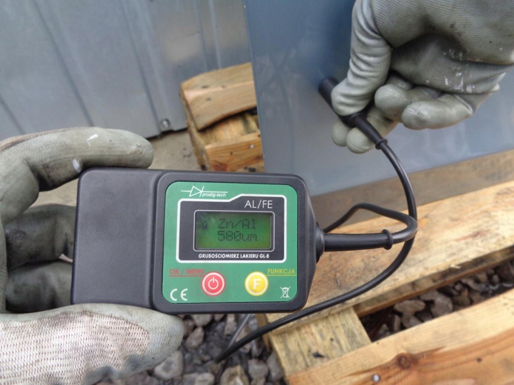 Двері праве перед передні комплектна  з скло audi a4 b8 2008- лак: ly5j в Україні