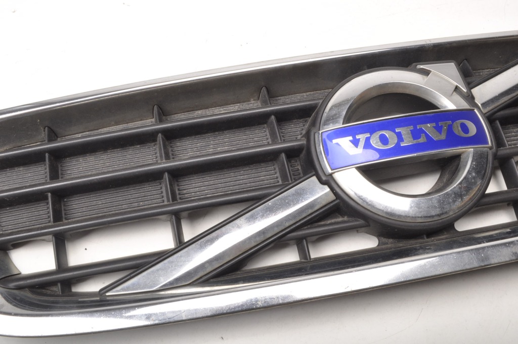 фото №3, Volvo s40 ii v50 решітка радіатора решітка радіатора решітка радіатора 31290537