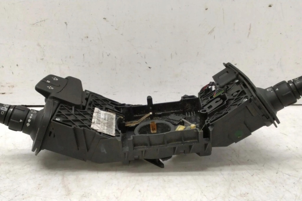 фото №7, Переключатели renault grand scénic ii jm0/1_ 8200107952 1.9l дизель 2007