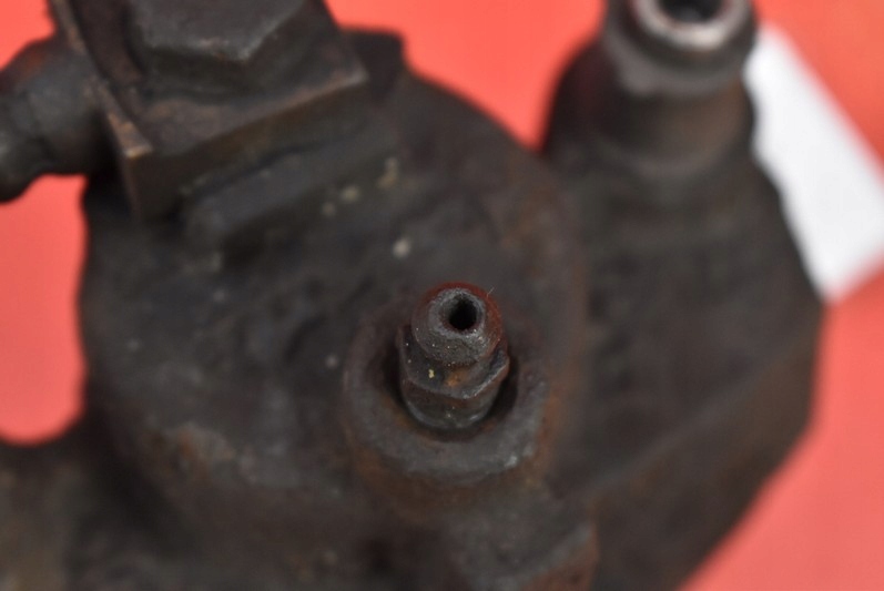 фото №6, Супорт правий задня chrysler voyager 4 iv 2.8 crd 07r