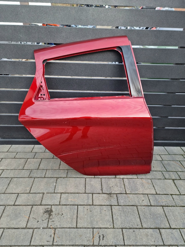 фото №1, Renault zoe дверь правое задние задняя