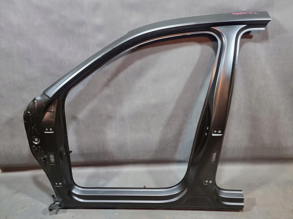 фото №1, Vw tiguan ii 5n блок двигателя обшивка порог левая