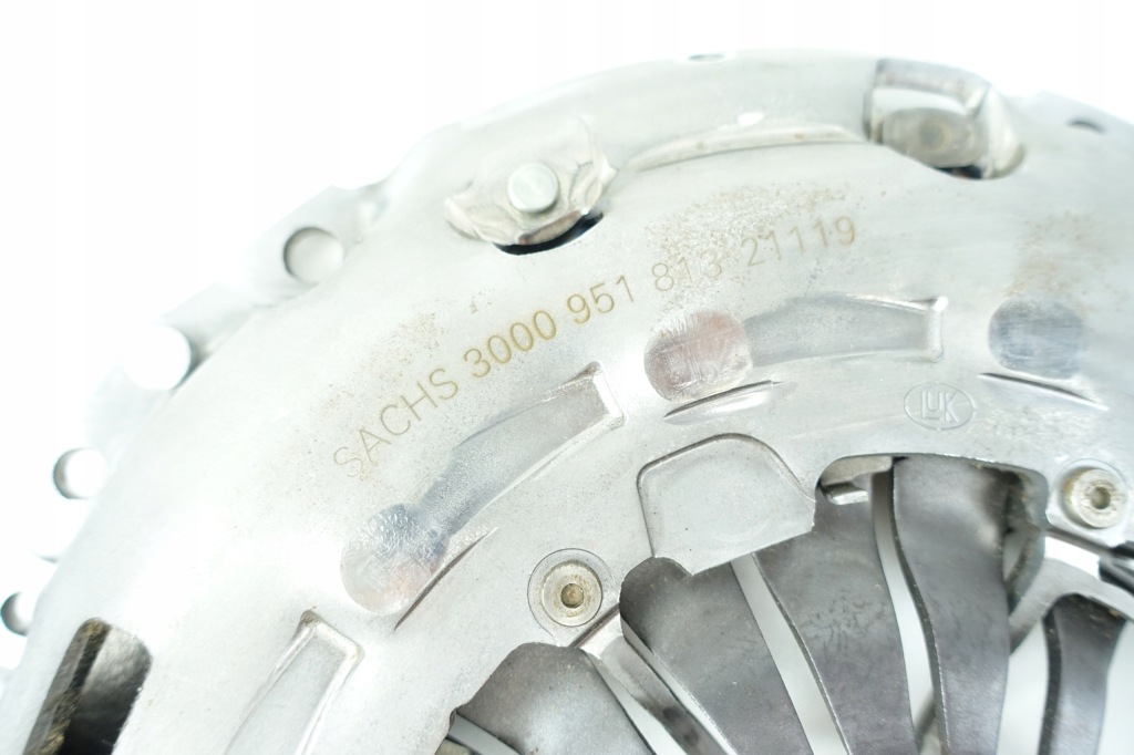 Зчеплення комплект sachs 3000 951 813 30681234 Зі Шроту