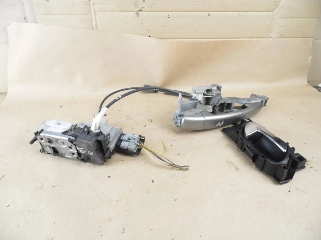 фото №1, Peugeot 5008 замок двері правий задня