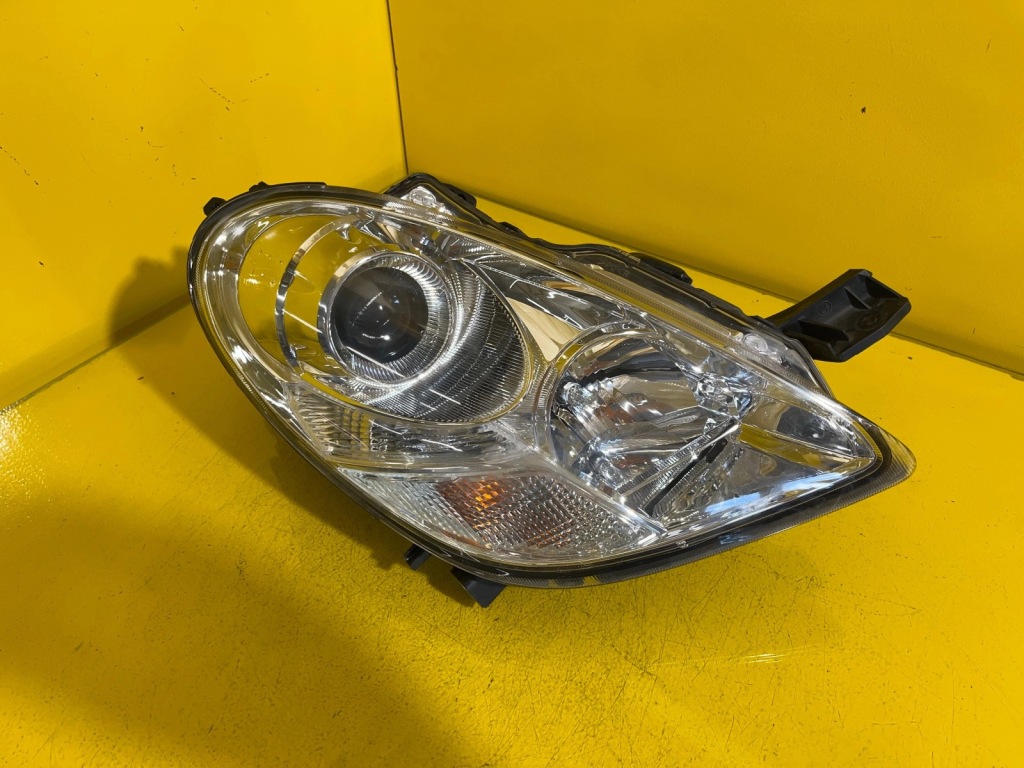 фото №1, Лампа правая mitsubishi i-miev линза