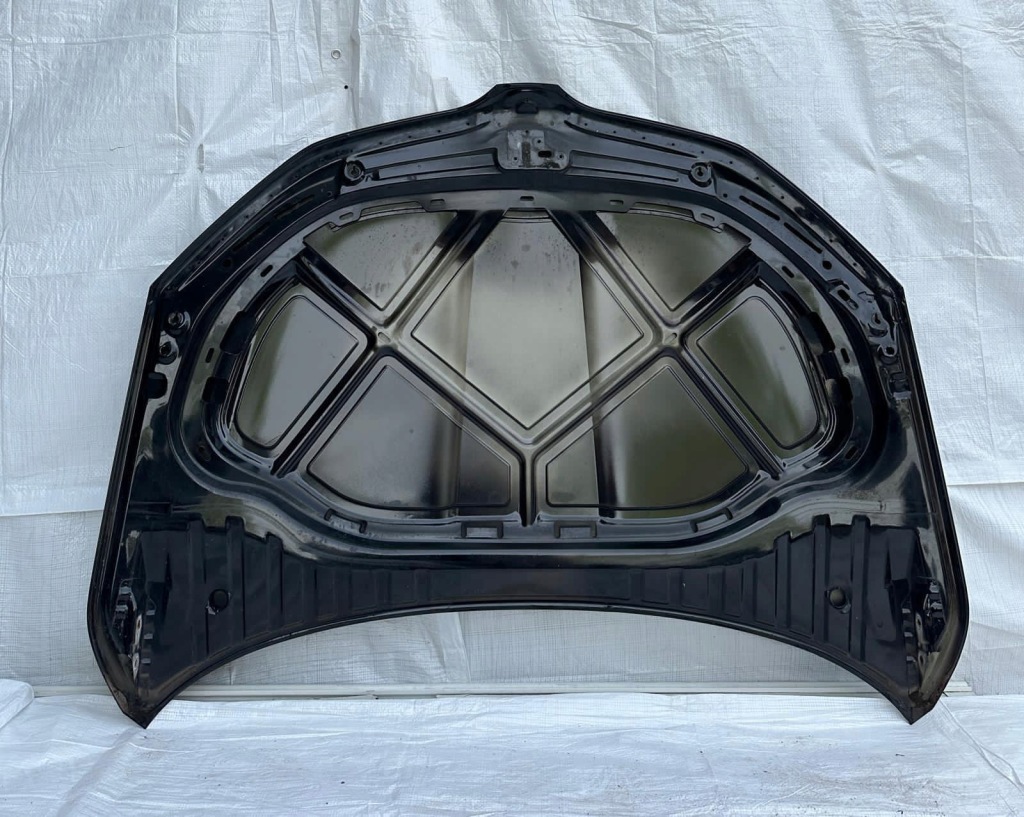 Капот крышка двигателя skoda octavia 3 3 рестайлинг  5e0 5e0823155 Киев