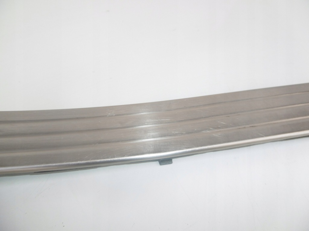 Молдинг накладка порог правый  перед porsche cayenne 7l в Украине