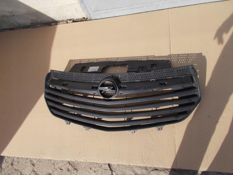 фото №1, Opel vivaro 2014- решітка радіатора решітка радіатора