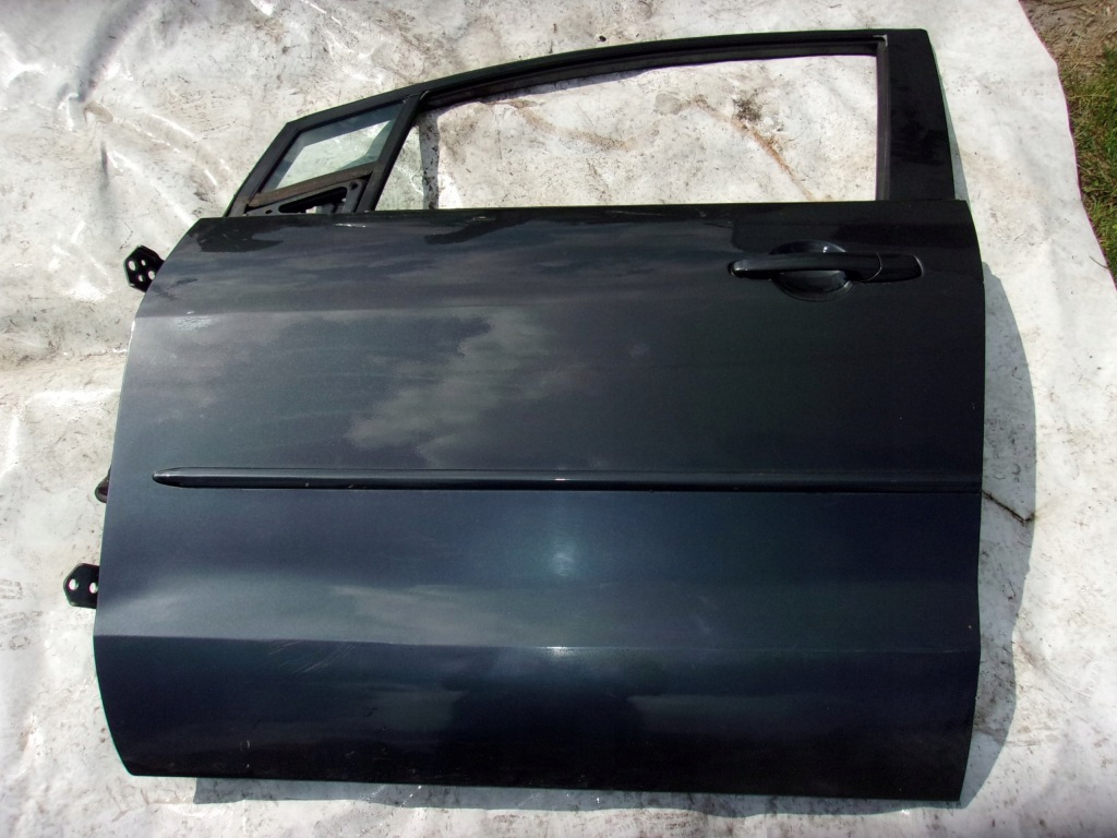 фото №1, Mazda 5 05-10 дверь передние левая kpl. 28b