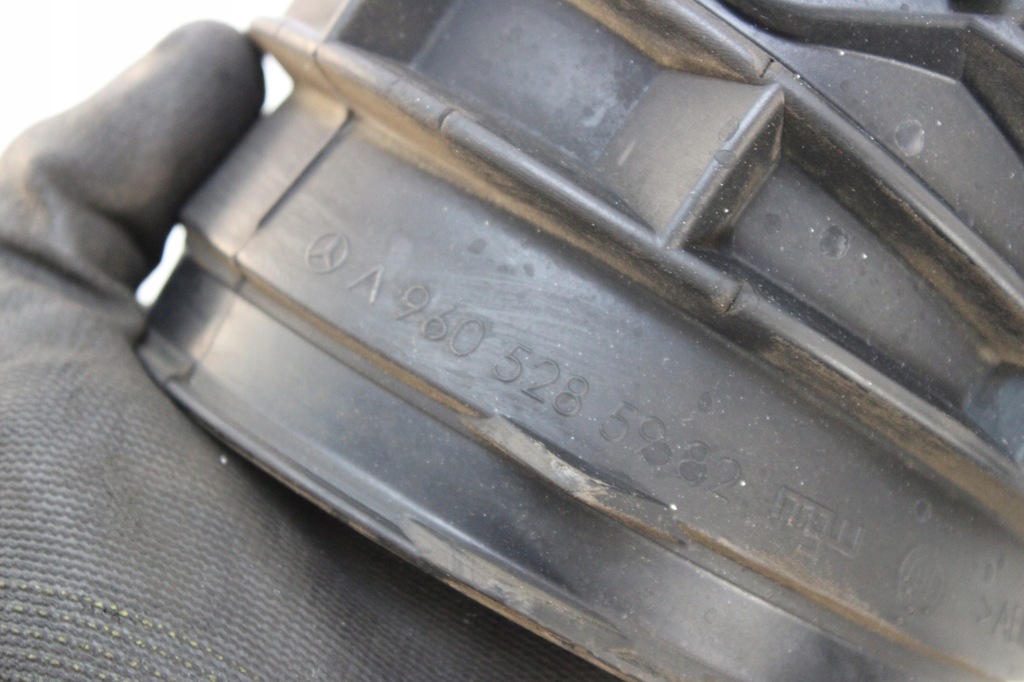 фото №5, Труба колено воздуха турбины mercedes actros mp4 a9605285982 om471