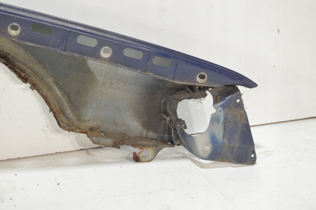 Крила лівий перед mercedes r129 sl 1298800318 Зі Шроту