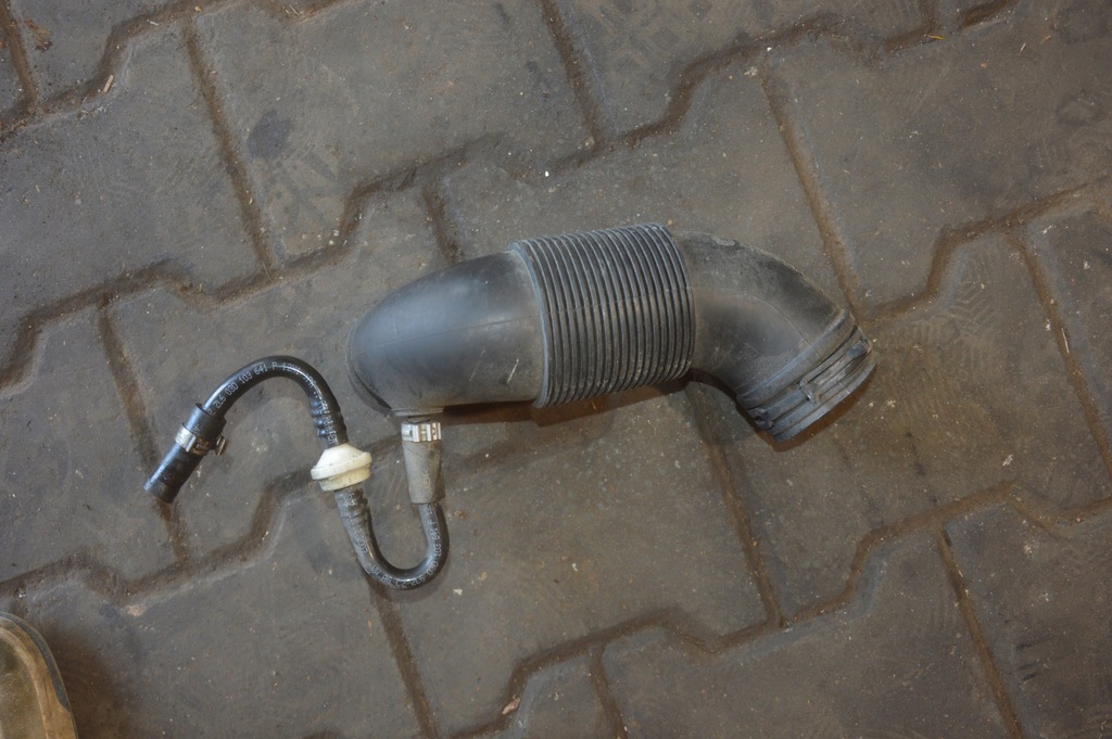 фото №1, Seat ibiza 6l fl труба воздуха 6y0129684b