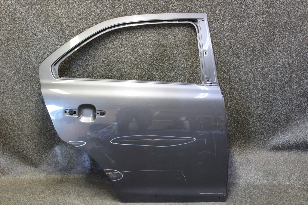 фото №1, Suzuki kizashi 10-15 дверь правое задняя задние