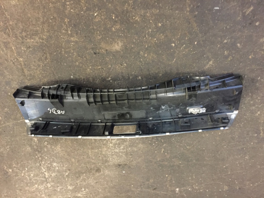 фото №8, Молдинг порог багажника audi оригинальный номер 4h0863471