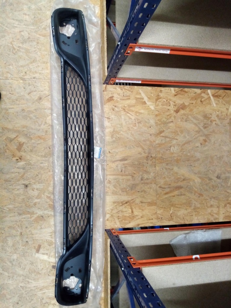 фото №1, Решітка бампера rt 68100690aa