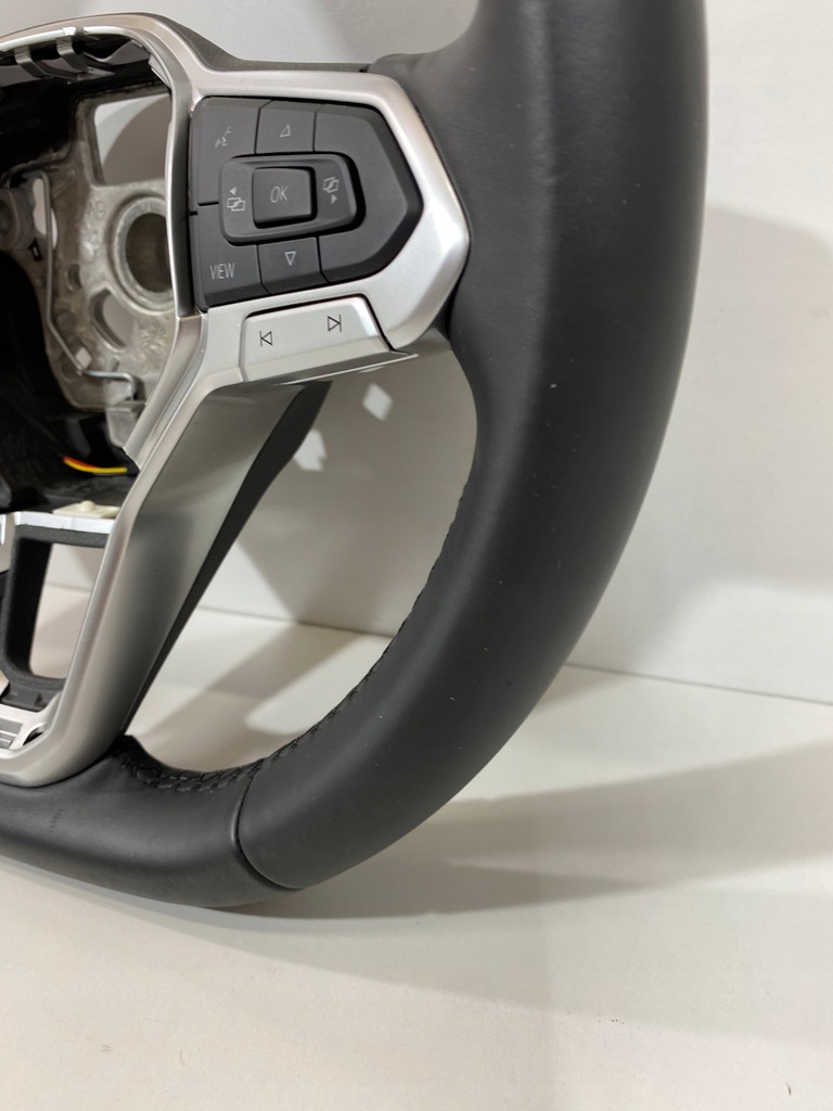 фото №12, Воздуховод кожа vw golf viii лепестки переключения multi