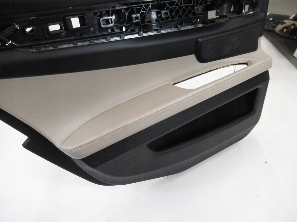 фото №4, Обшивка двері лівий задня оббивка bmw 7 f01 шкіра