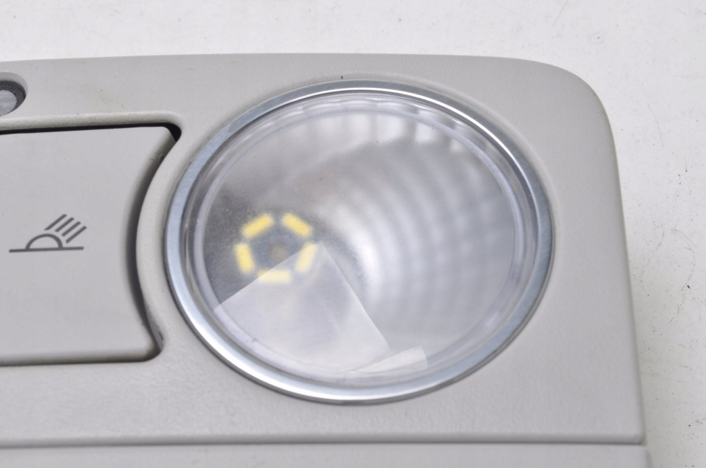 фото №3, Seat leon iii освещение лампа кабины салона 5f0947105l