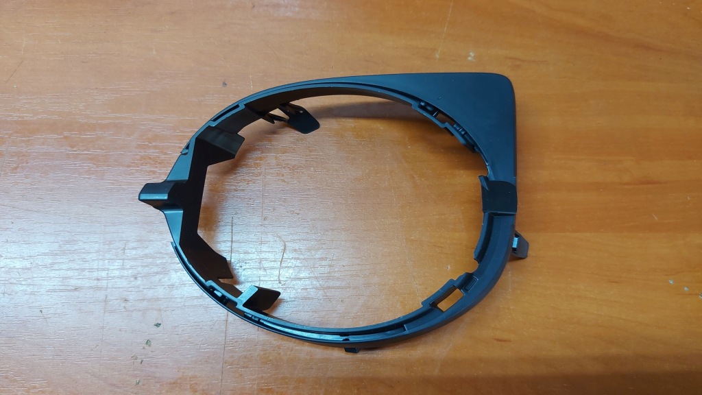 фото №1, Решітка рамка протитуманної фари ліва лівий перед toyota rav4 iii 10-12 lift