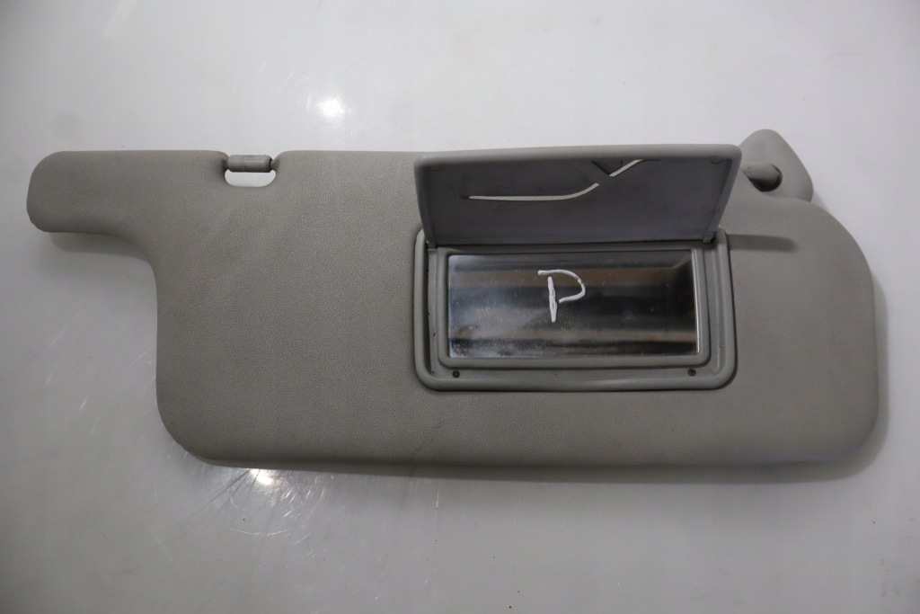 Защита солнцезащитная правая corolla ix e12 Цена