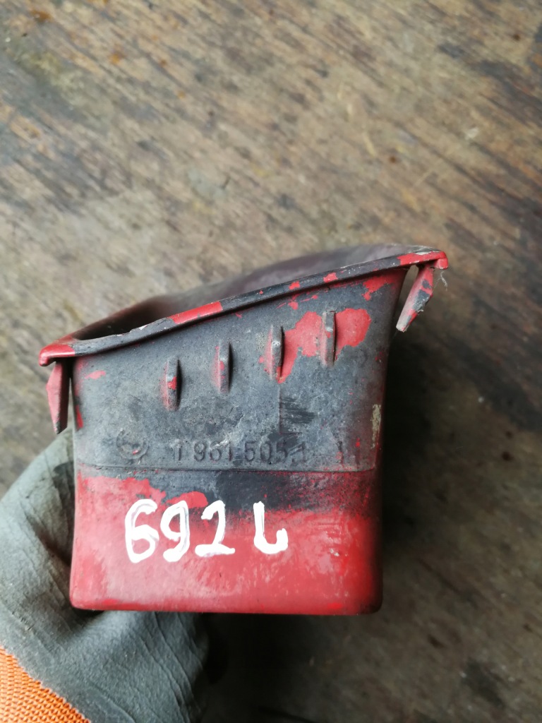 фото №5, Впуск повітря поперечина передній лівий bmw e30