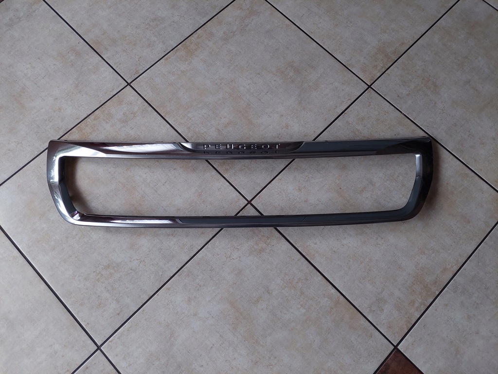 фото №1, Решётка радиатора - хром решетка - peugeot partner ii - lift - 2015