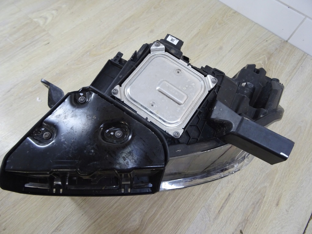 фото №9, Лампа правая full led x-klasa x470 a4709060900