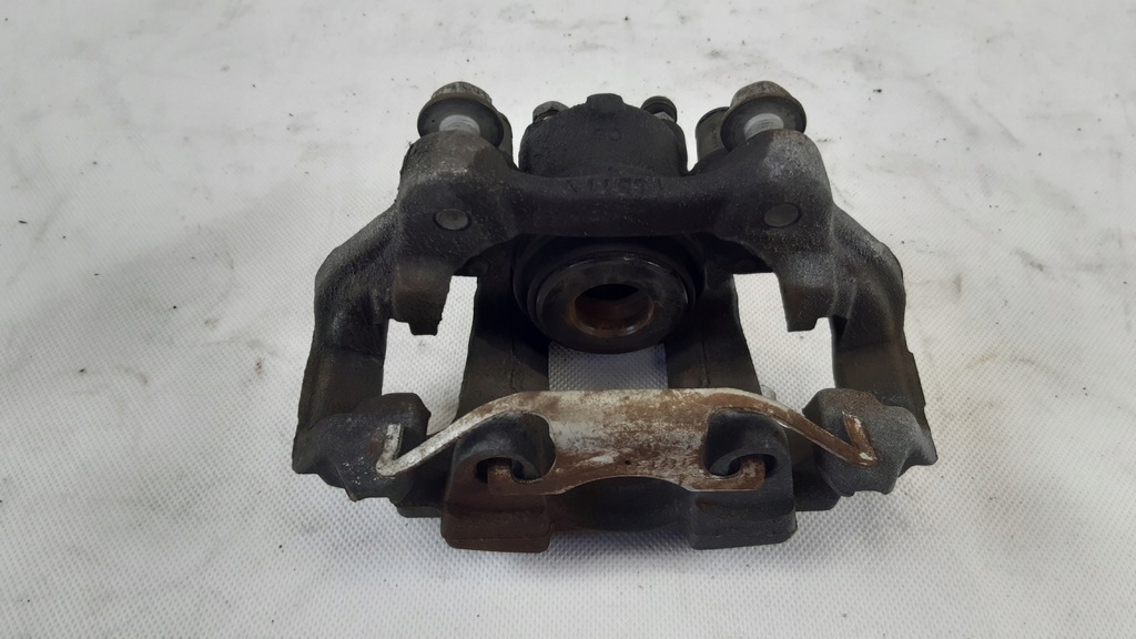 фото №4, Jeep grand cherokee wk2 суппорт тормоза правый задняя