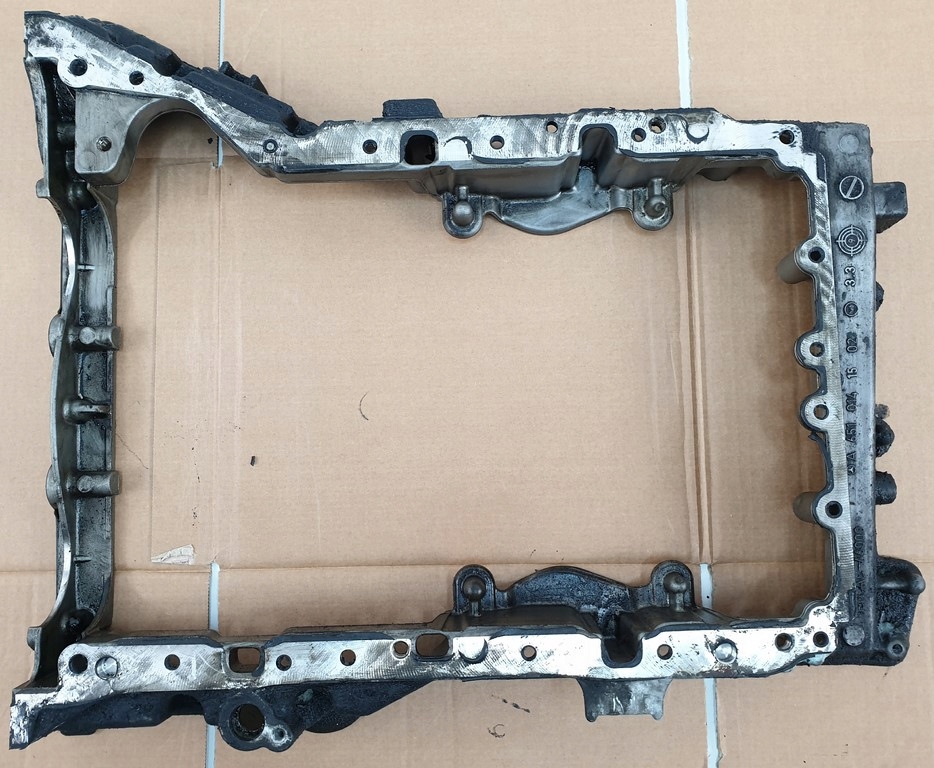 фото №1, Підпора картера масляний mercedes w212 2.2 cdi