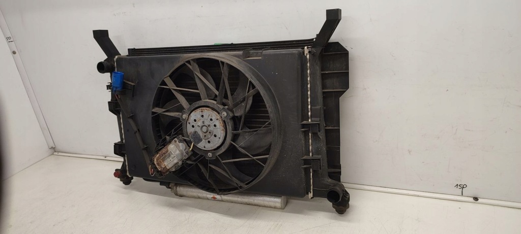 Радиатор воды кондиционера вентилятор mercedes w169 Киев