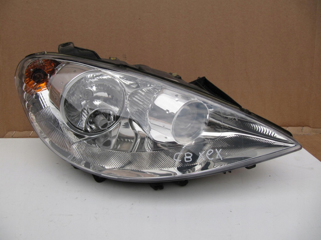 фото №1, Citroen c8 фара ксенон правий перед передній