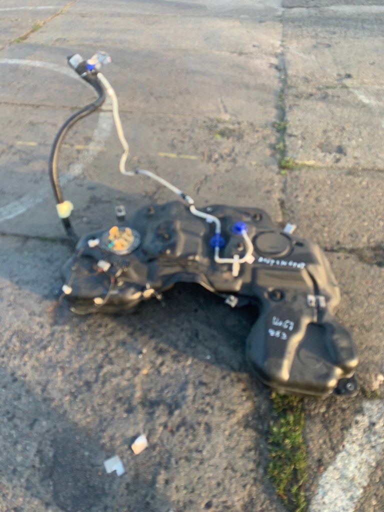 фото №1, Бак топлива kpl. mercedes gle w167 дизель 1