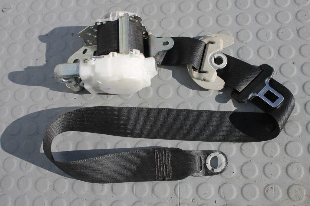 фото №9, Pas безопасности левый перед toyota prius iii lift 12-15