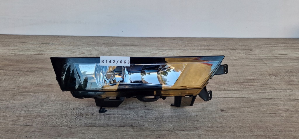 фото №1, Правий протитуманна фара skoda rapid lift 5ja hella оригінал