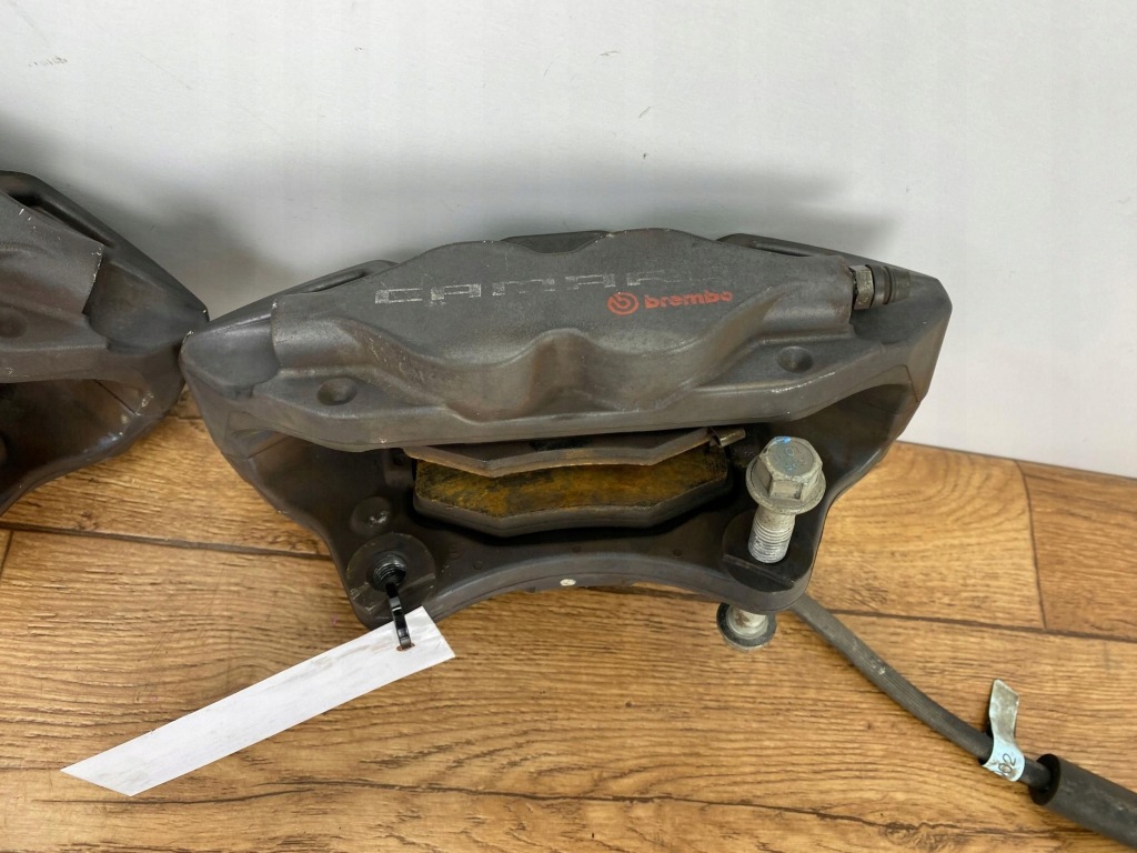 Комплект супортів гальмівних brembo swap chevrolet camaro ss 2016+ 6.2 америка Зі Шроту