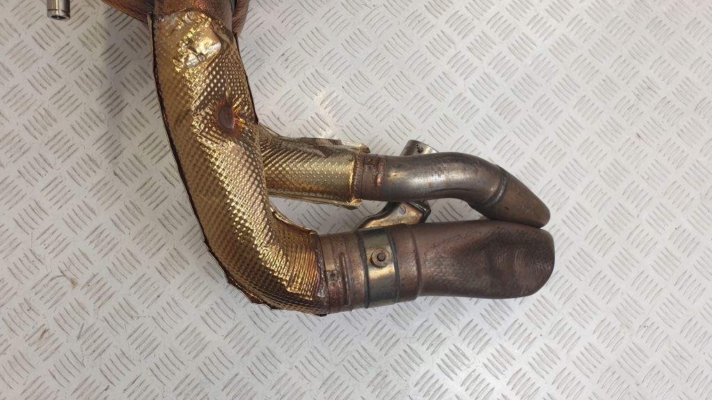 фото №4, Гаситель выхлоп конечный audi r8 4s0251609b