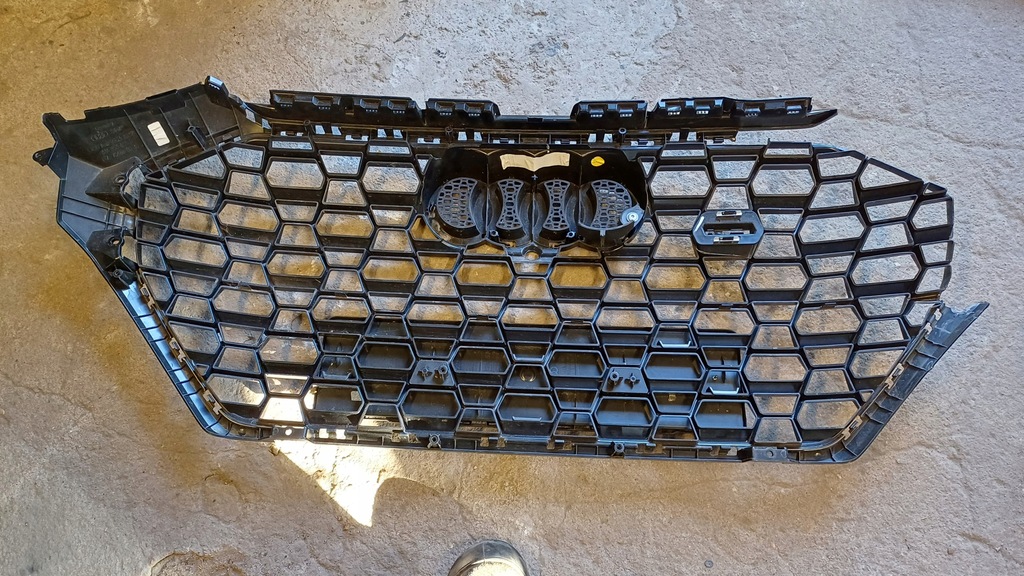 фото №7, Audi rsq3 ii решётка радиатора решётка радиатора решётка 83a853651d