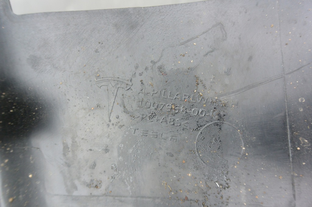 Купити Накладка молдинг поріг права ліва tesla s 12-16