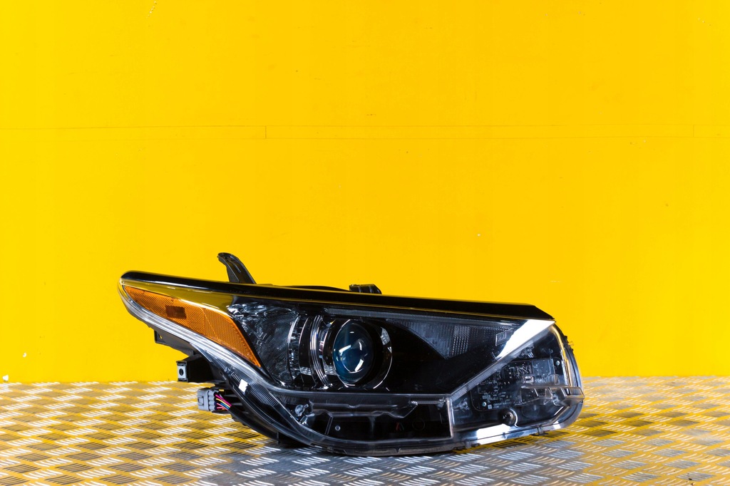 фото №1, Toyota corolla scion im 16- фара лампа r usa