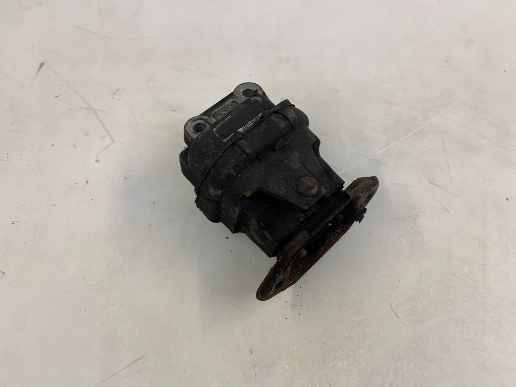 фото №1, Chrysler 300 - 300c подушка двигуна