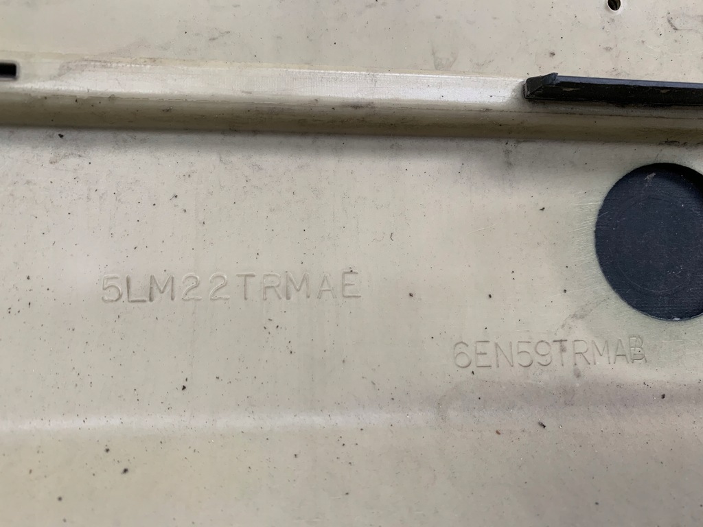 фото №10, Dodge challenger 15 hellcat widebody задній бампер