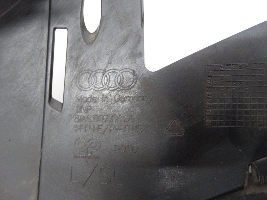 фото №15, Audi q4 e-tron 89a 21- спойлер бампера накладка 89a807061a оригінальна